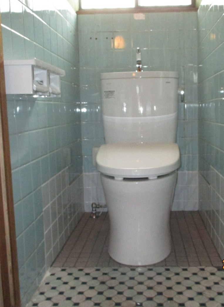 トイレ交換工事